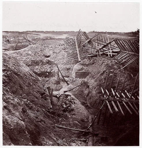[Dead Confederate Soldier in the Trenches of Fort Mahone, Petersburg, Virginia]