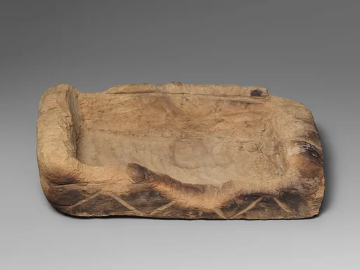 Rectangular wooden cosmetic or amulet box