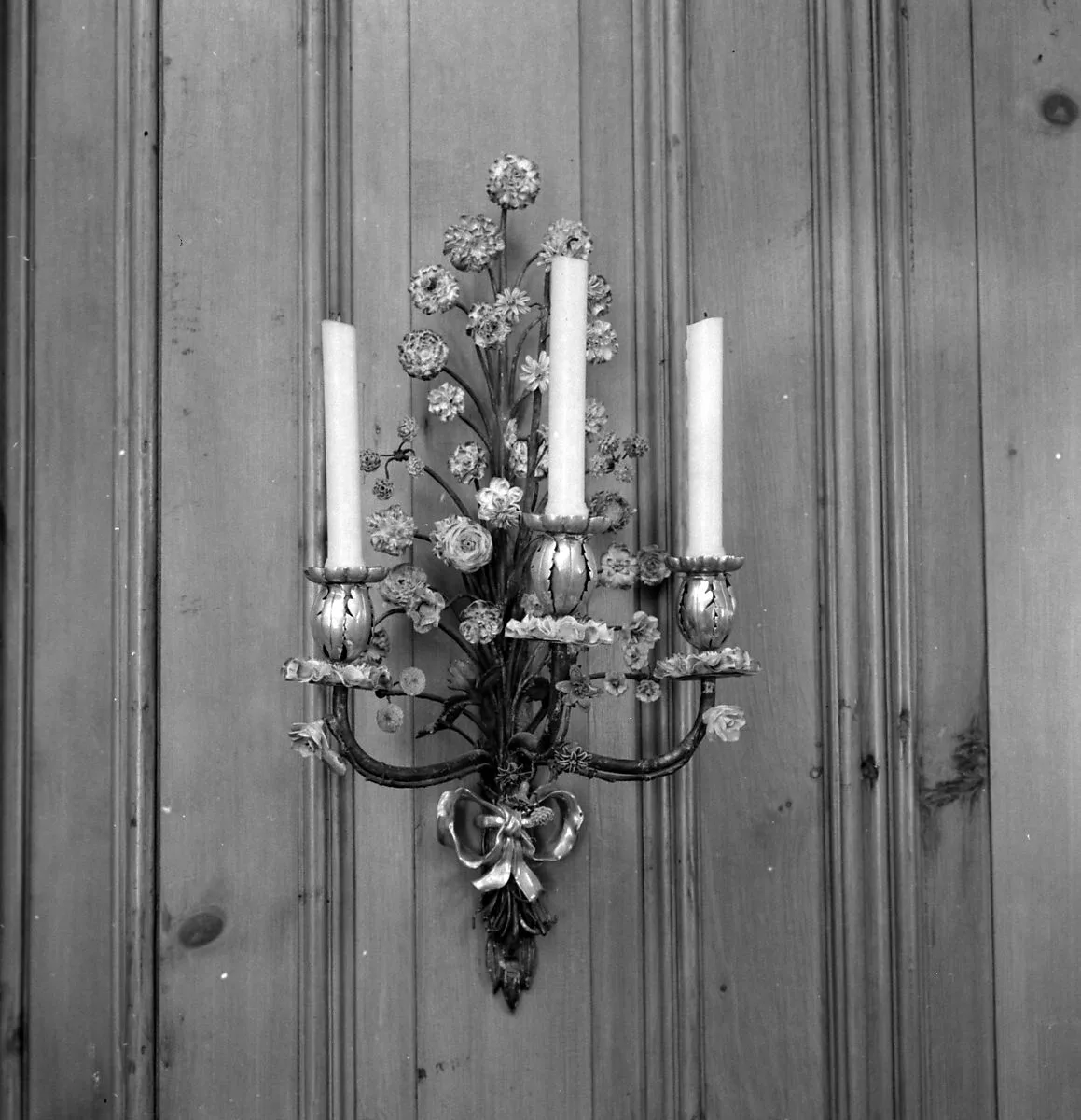 Pair of three-light wall brackets — Unknown