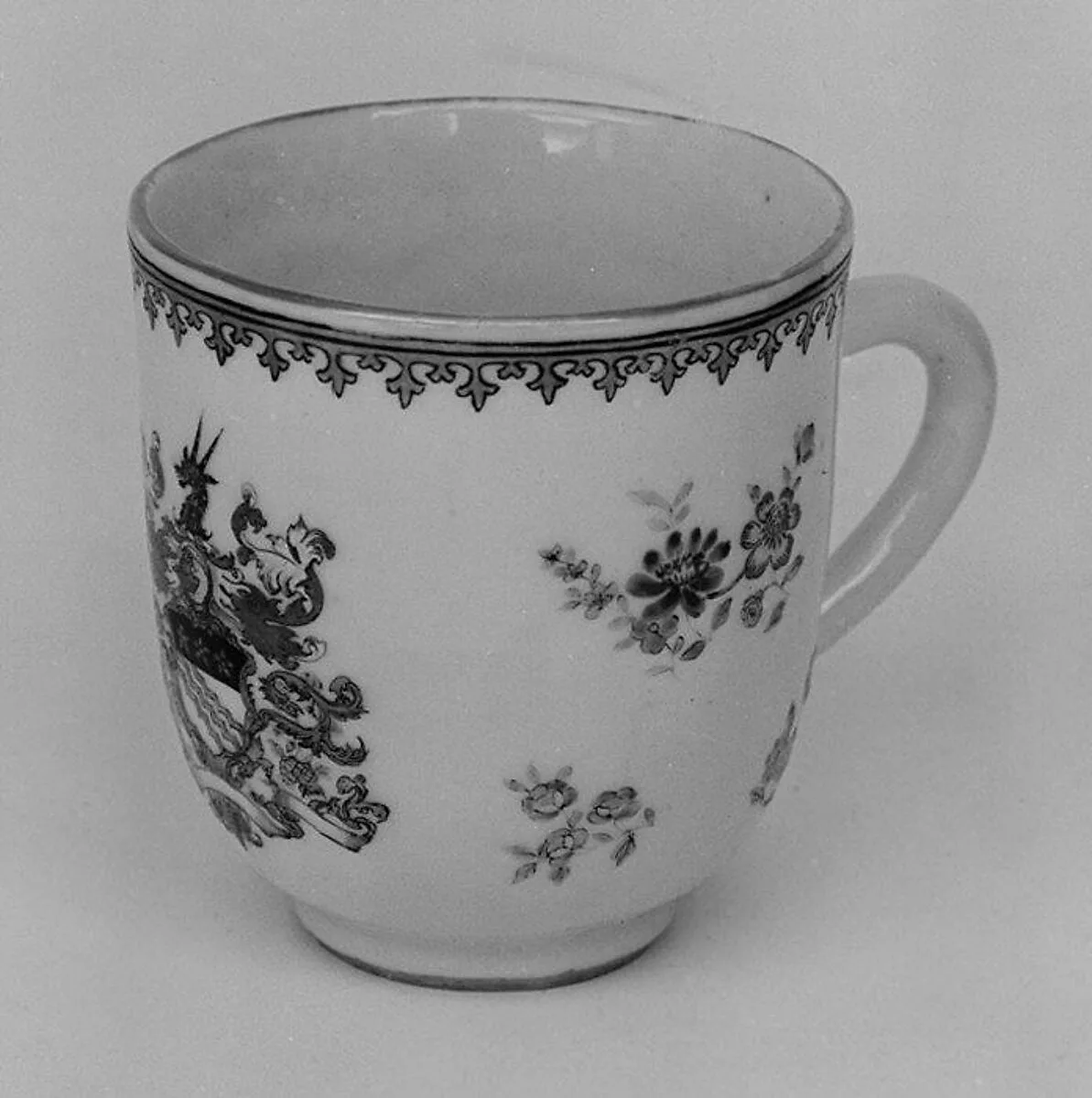 Cup (part of a service) — Unknown