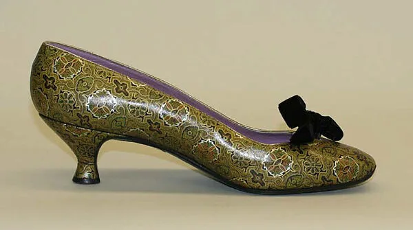 Evening pumps — Dal Co'|Margaret Jerrold