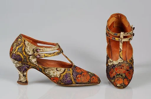 Evening shoes