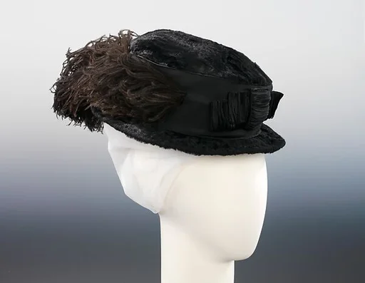 Mourning hat