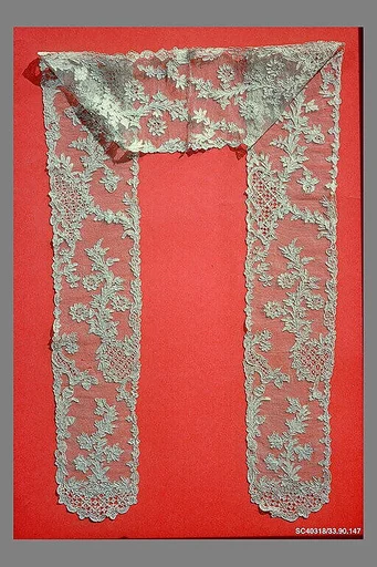 Pair of lappets