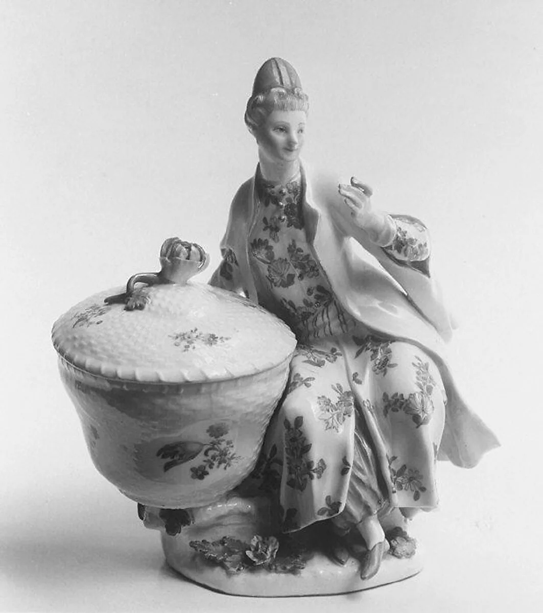 Turkish woman — Meissen Manufactory|Johann Joachim Kändler