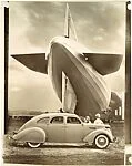 [Lincoln Zephyr with Graf Zeppelin]