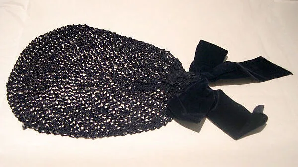 Snood — Bergdorf Goodman