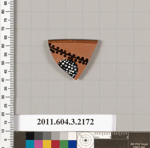 Terracotta rim fragment of a kylix (drinking cup)