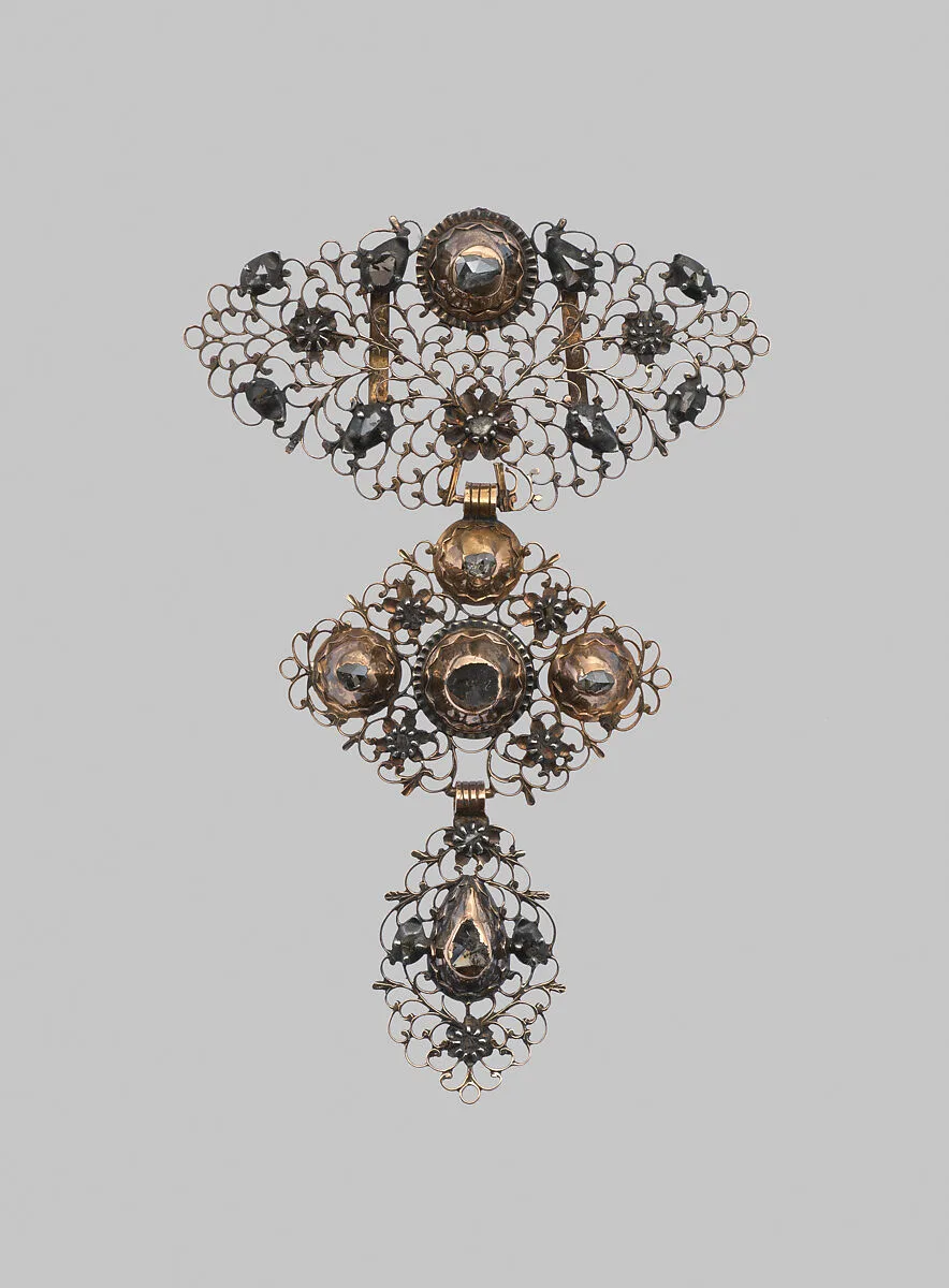Pendant — Unknown