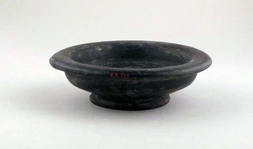Shallow dish with foot