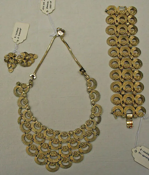 Jewelry set — Unknown