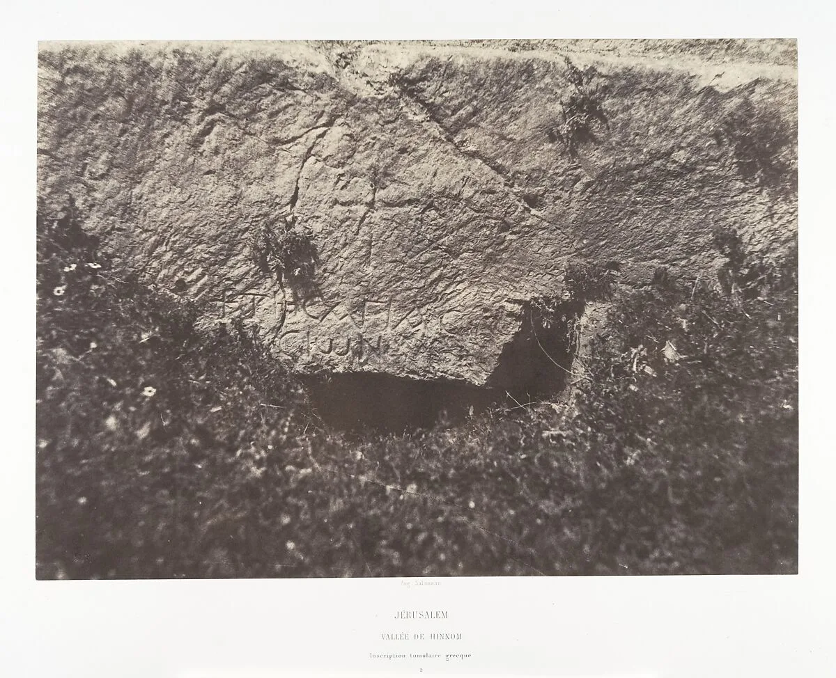 Jérusalem, Vallée de Hinnom, Inscription tumulaire grecque, 2 — Imprimerie photographique de Blanquart-Évrard, à Lille|Auguste Salzmann