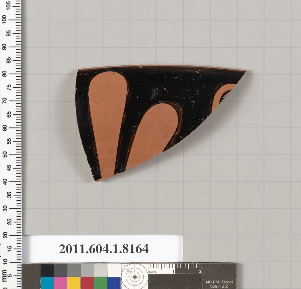 Terracotta rim fragment of a kylix (drinking cup) — Oltos