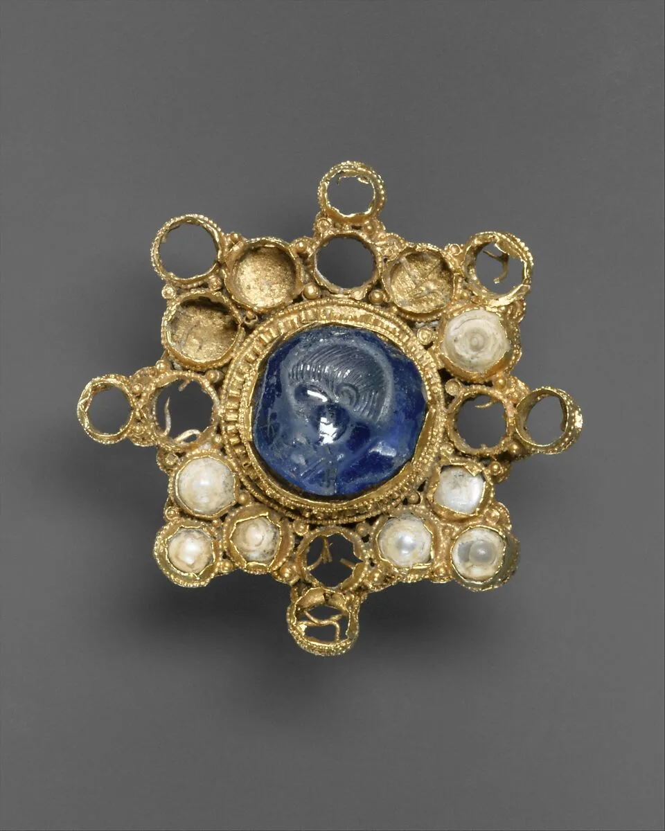 Brooch with Intaglio of an Emperor — Unknown