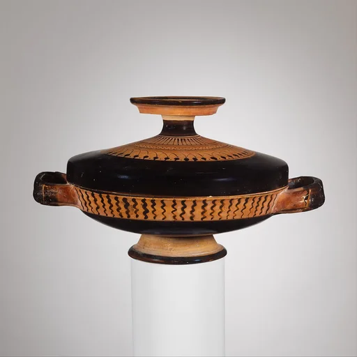 Terracotta lekanis with lid (dish)