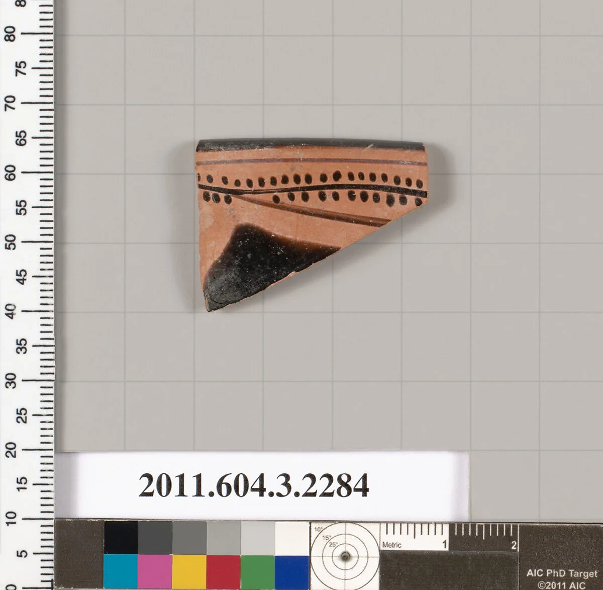 Terracotta rim fragment of a kylix: eye-cup (drinking cup) — Unknown