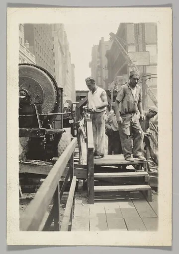 [Construction Workers, New York]