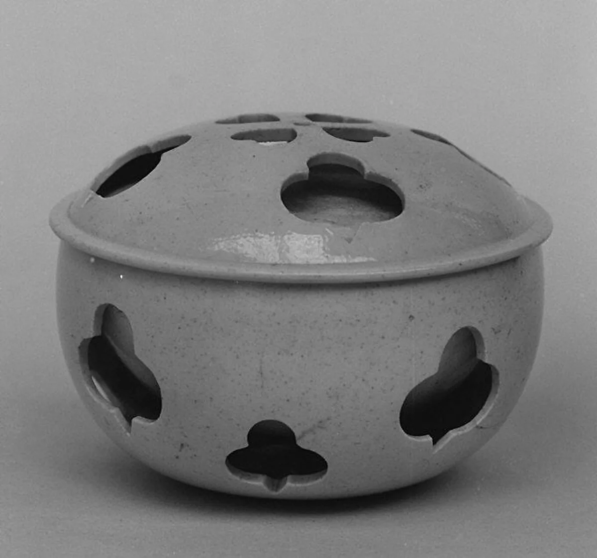 Pomade box — Unknown