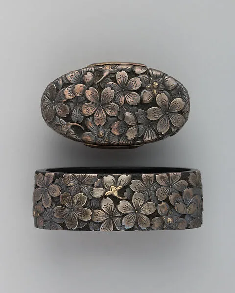 Sword-Hilt Collar and Pommel (Fuchigashira) — Unknown