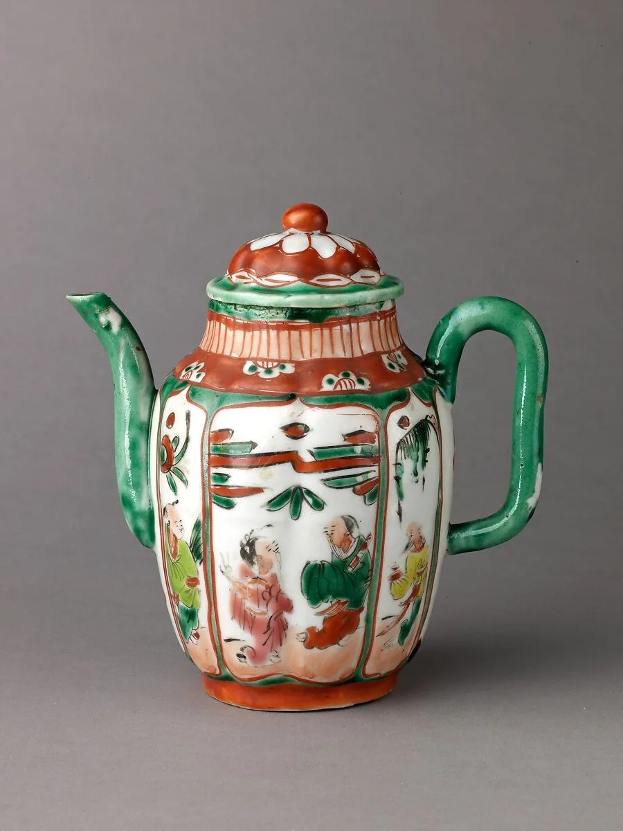 Covered ewer — Chinese