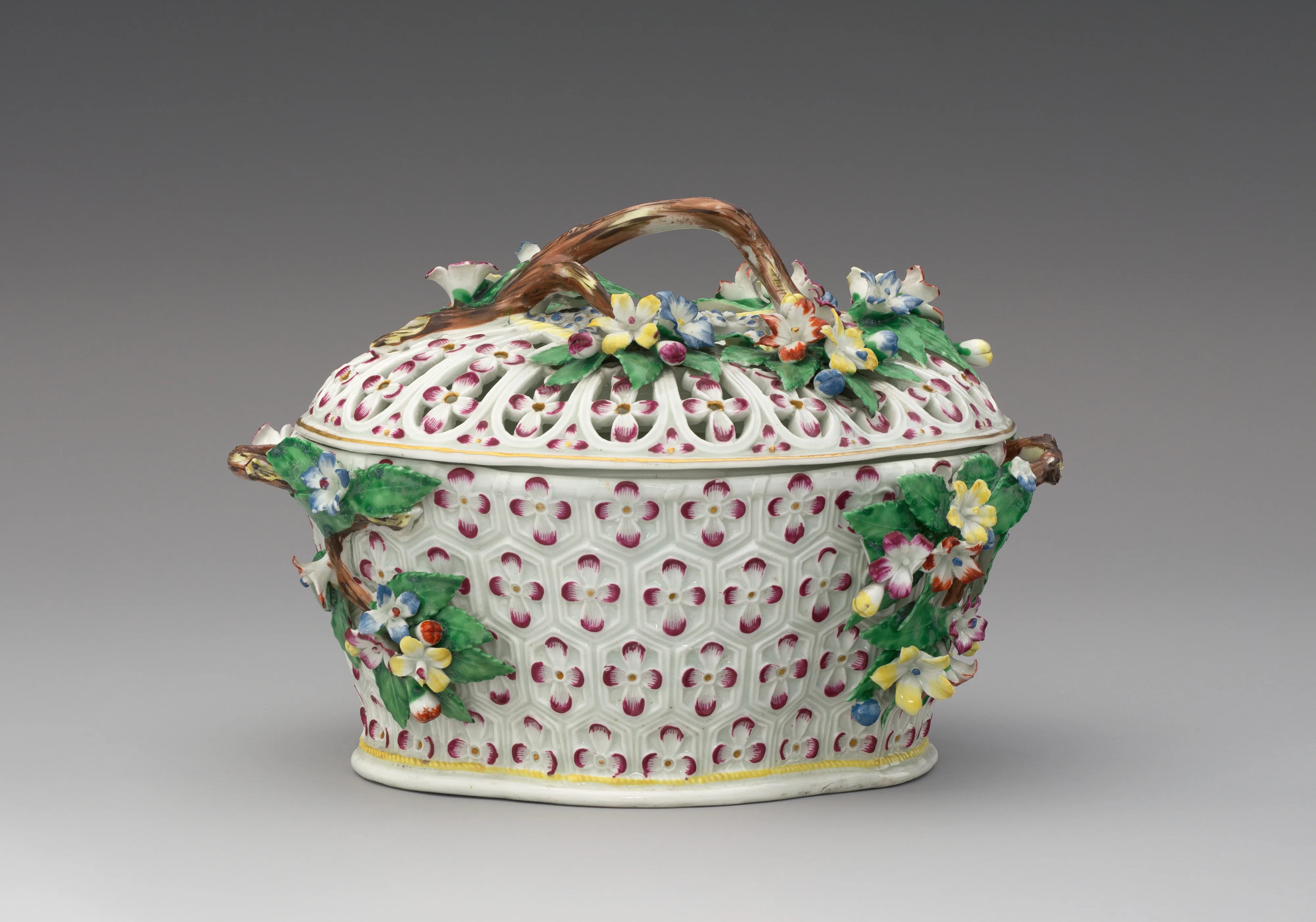 Dessert basket with cover and tray — Worcester factory