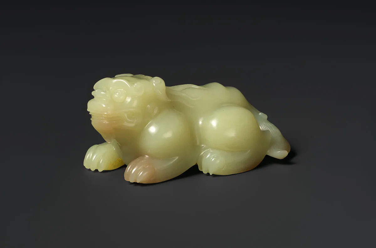 清中期 玉雕瑞獸|Mythical animal — Unknown