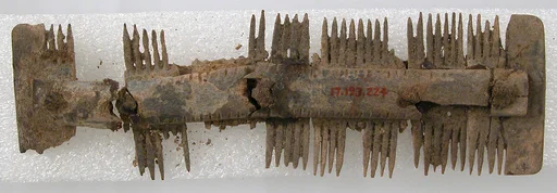 Double-Sided Comb