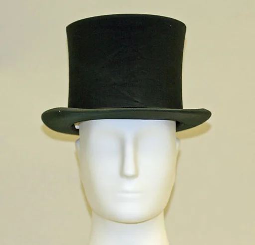 Opera hat