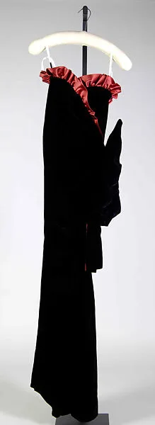 Evening dress — Yves Saint Laurent|Yves Saint Laurent