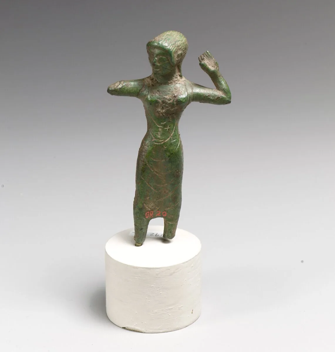 Statuette of a woman — Unknown