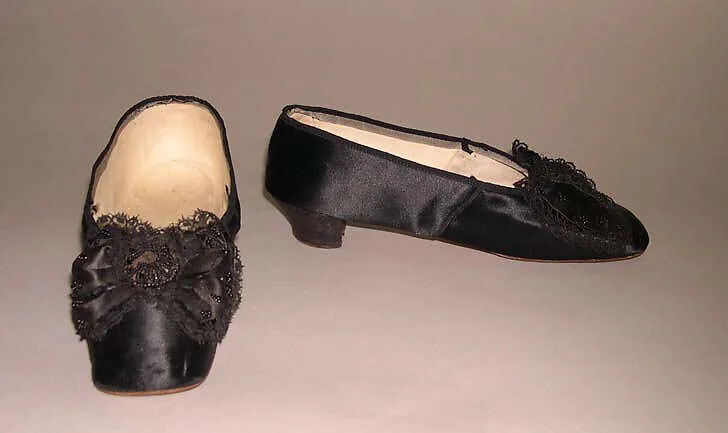 Slippers — Unknown