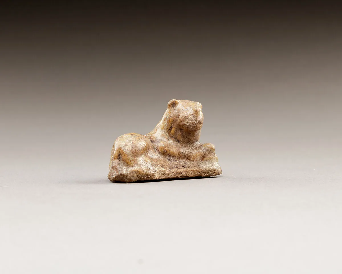 Figurine, lion — Unknown