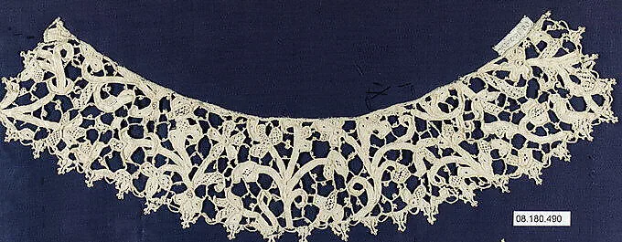 Collar — Unknown