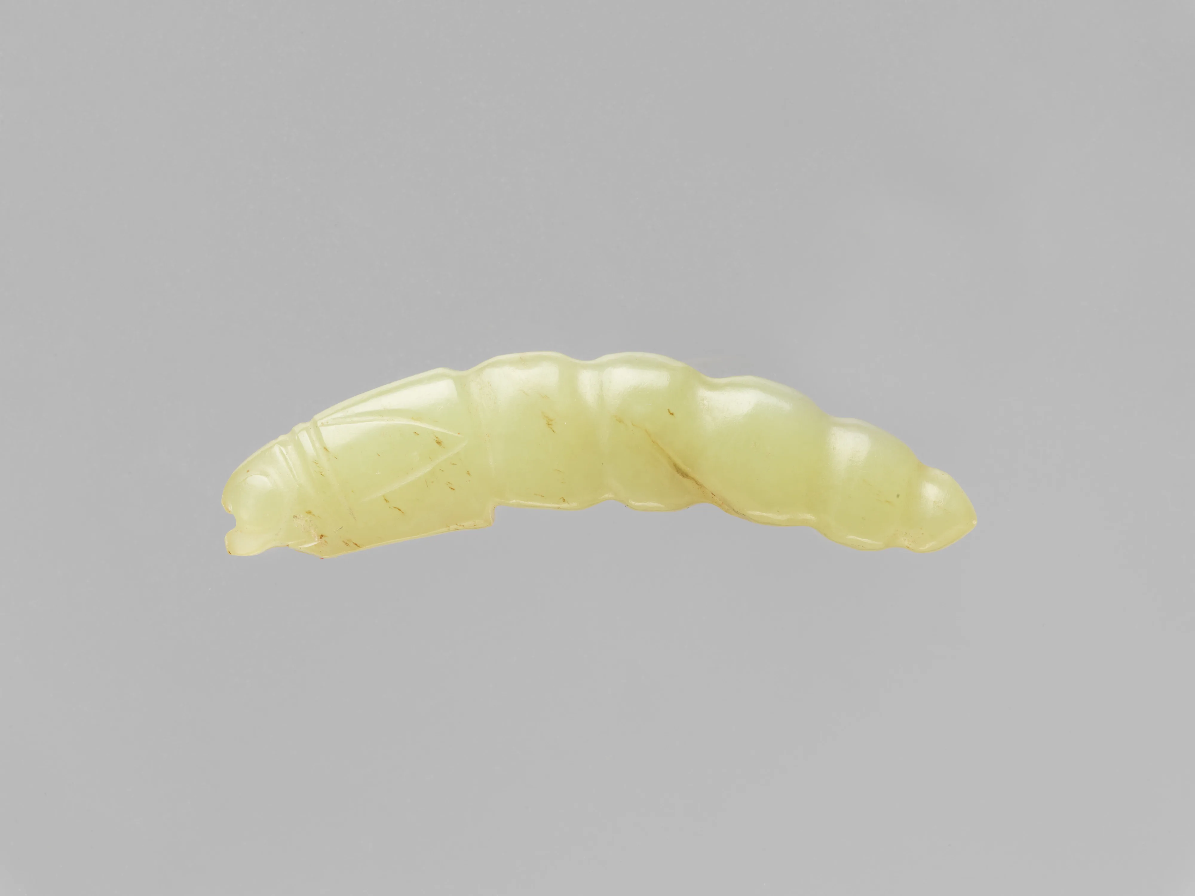 西周 玉蚕|Pendant in the shape of a silk worm — Unknown