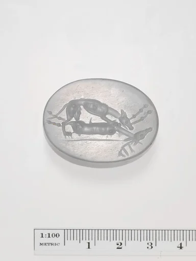 Chalcedony scaraboid seal