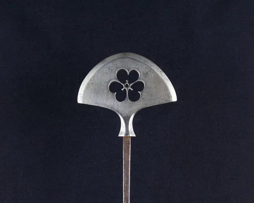 Arrowhead (<i>Yanone</i>)