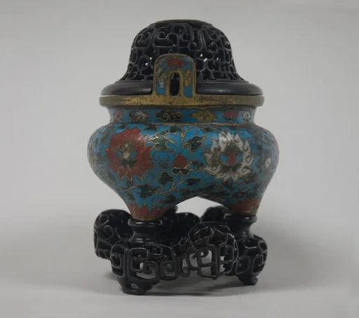 明中期 掐絲琺瑯纏枝蓮紋爐|Incense burner with lotus scrolls