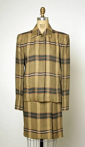 Suit — Perry Ellis Sportswear Inc.|Perry Ellis