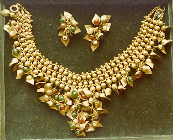 Jewelry set — Unknown
