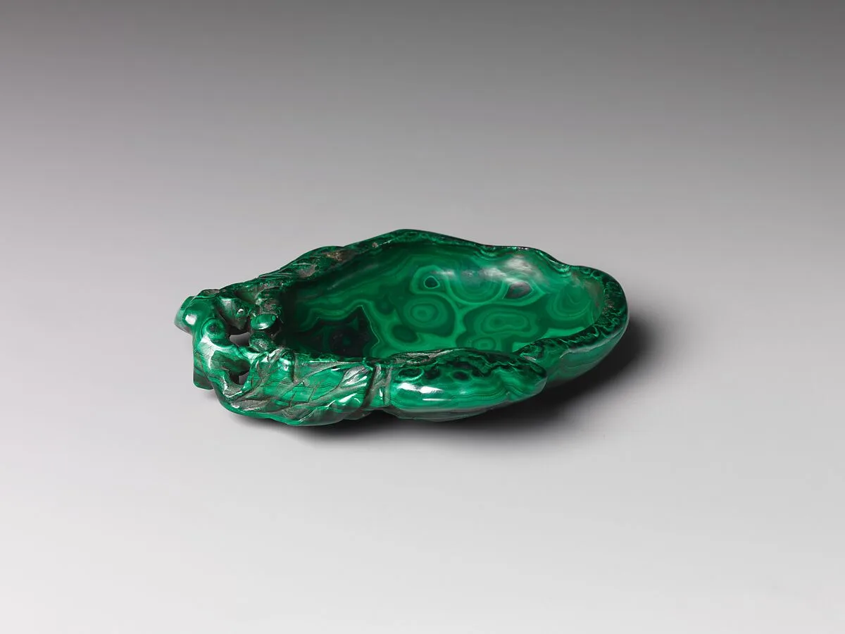 清中期 孔雀石桃形洗|Dish in the shape of a peach — Unknown