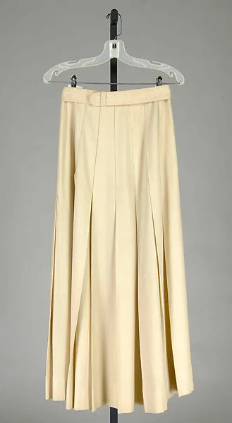 Skirt — Busbines
