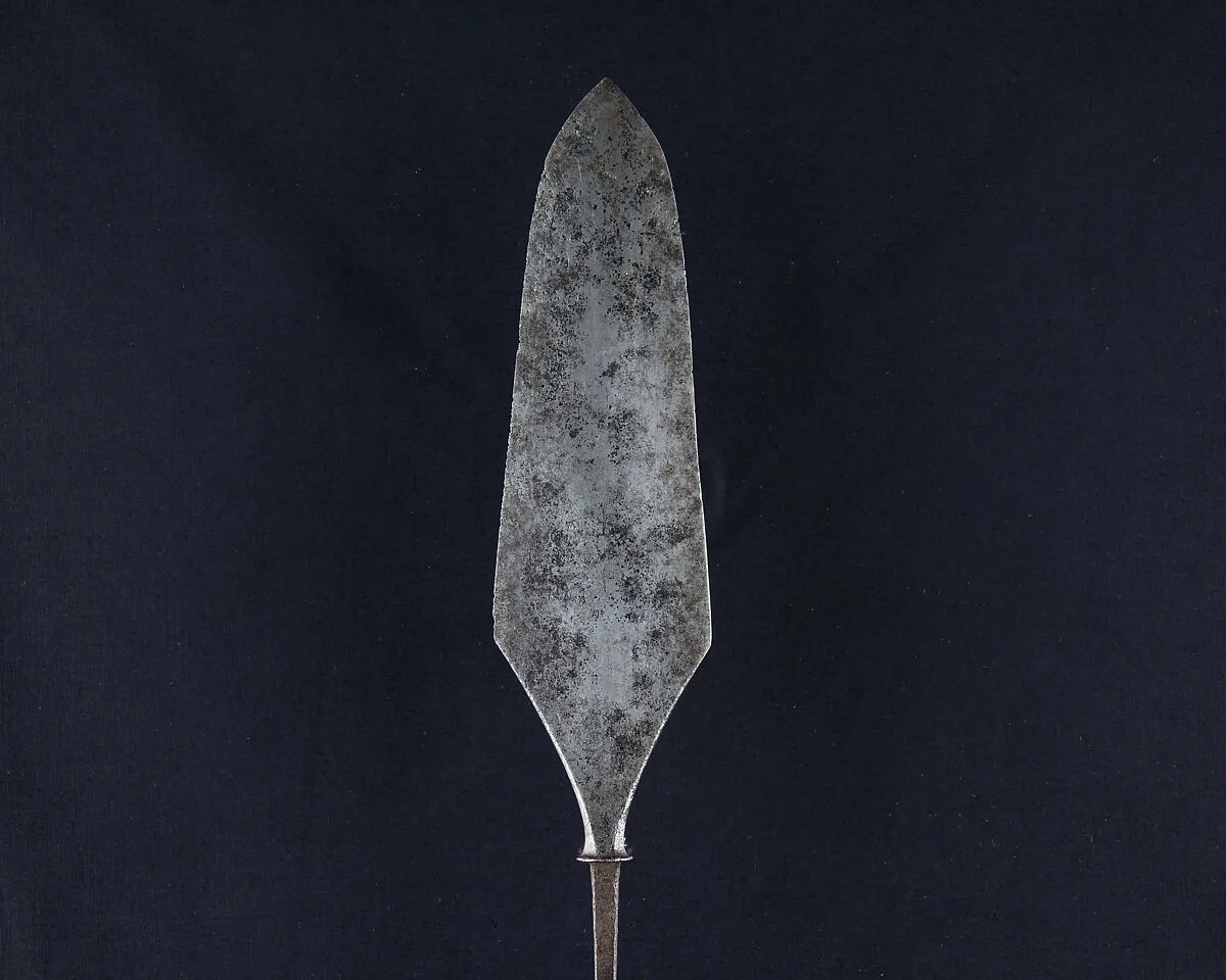 Arrowhead (<i>Yanone</i>) — Unknown