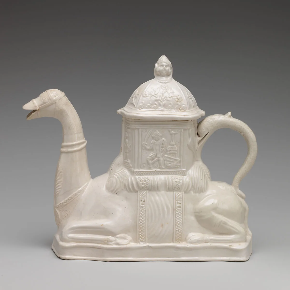 Teapot in the form of a camel — Unknown