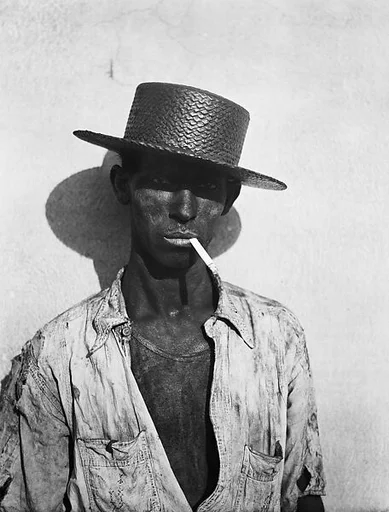[Coal Dockworker, Havana]