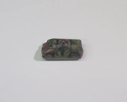 Cylindrical bead