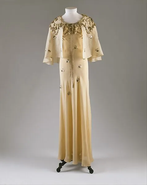 Court presentation ensemble — Elsa Schiaparelli