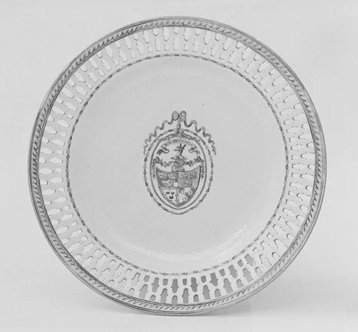Plate (part of a service)