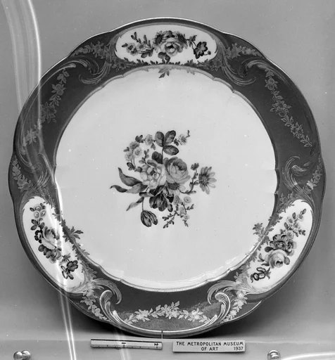 Plate (Assiette à palmes) (1 of 102) (part of a service)