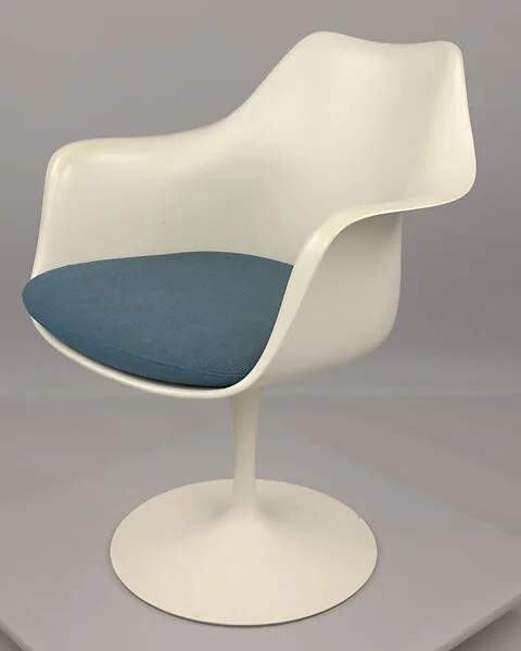 "Tulip" Armchair (Model No. 150) — Eero Saarinen|Knoll
