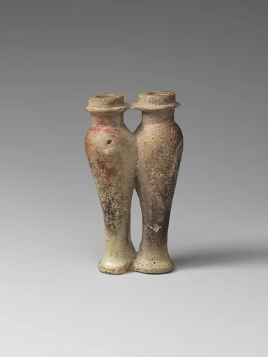 Double heset vase